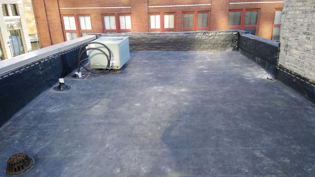 Wisconsin Roofing LLC | Commercial | Flat Roof | Milwaukee