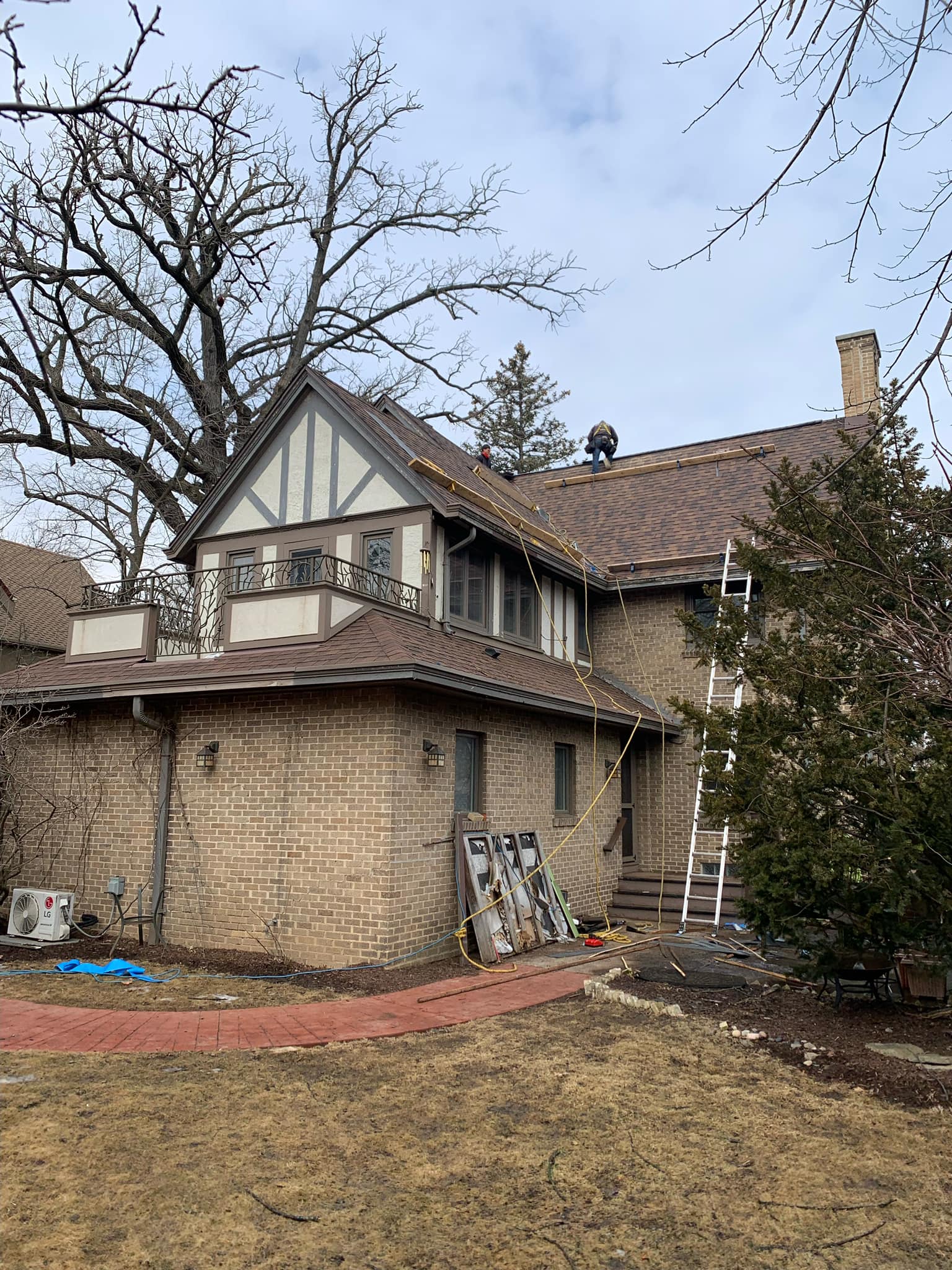 Wisconsin Roofing | Whitefish Bay | Lake Drive New Roof